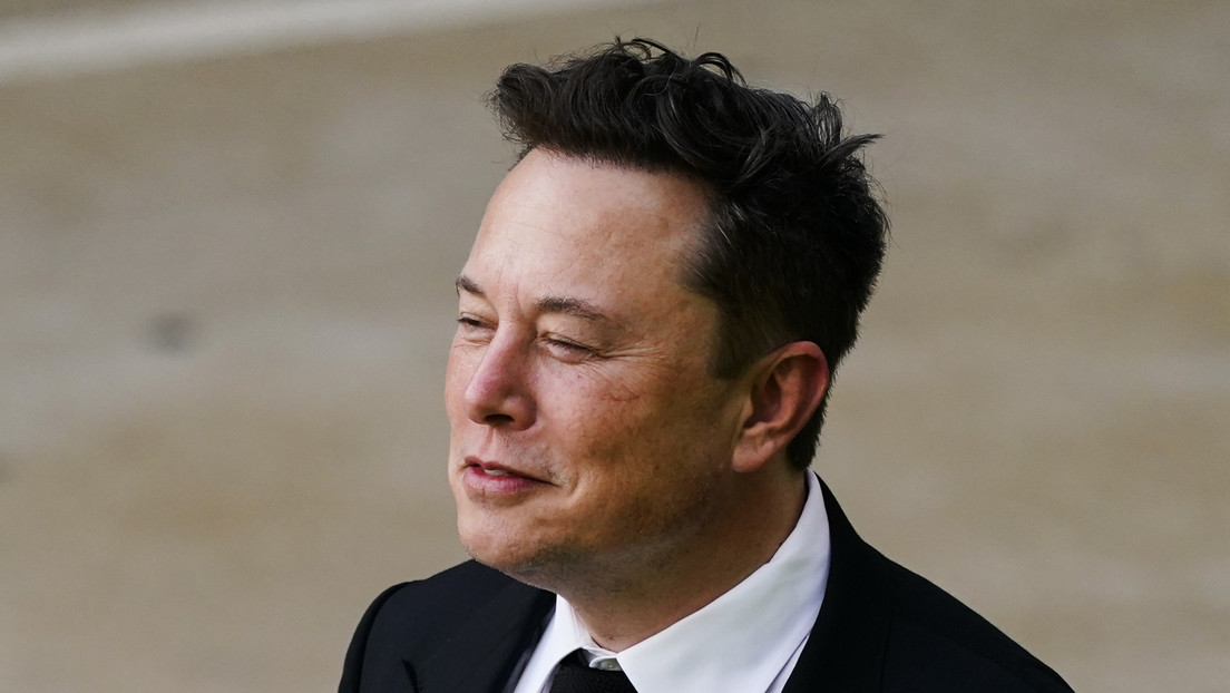 Elon Musk trolea a Jeff Bezos antes de su vuelo suborbital