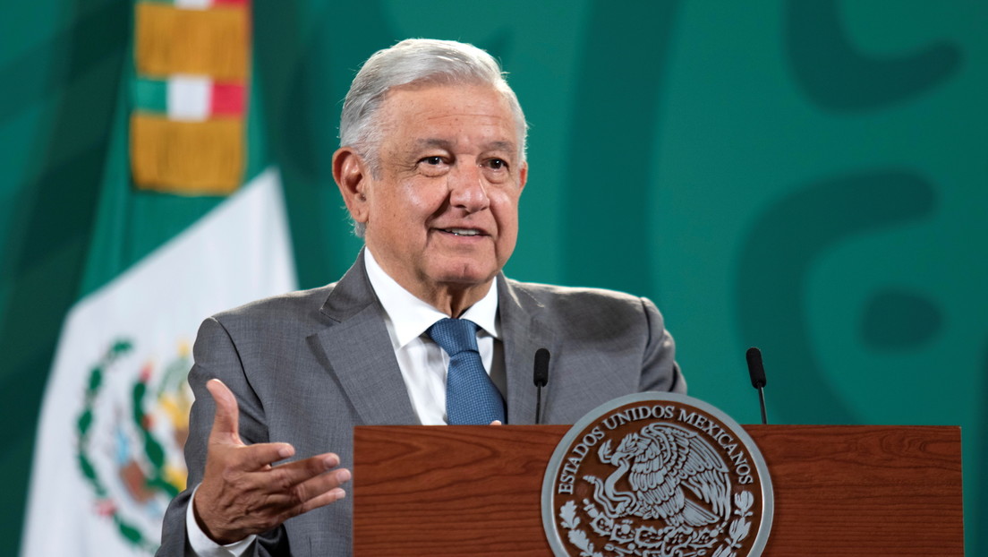 López Obrador afirma que se resolvió el desabastecimiento de medicamentos que provocó protestas en México: "No pudo la mafia"