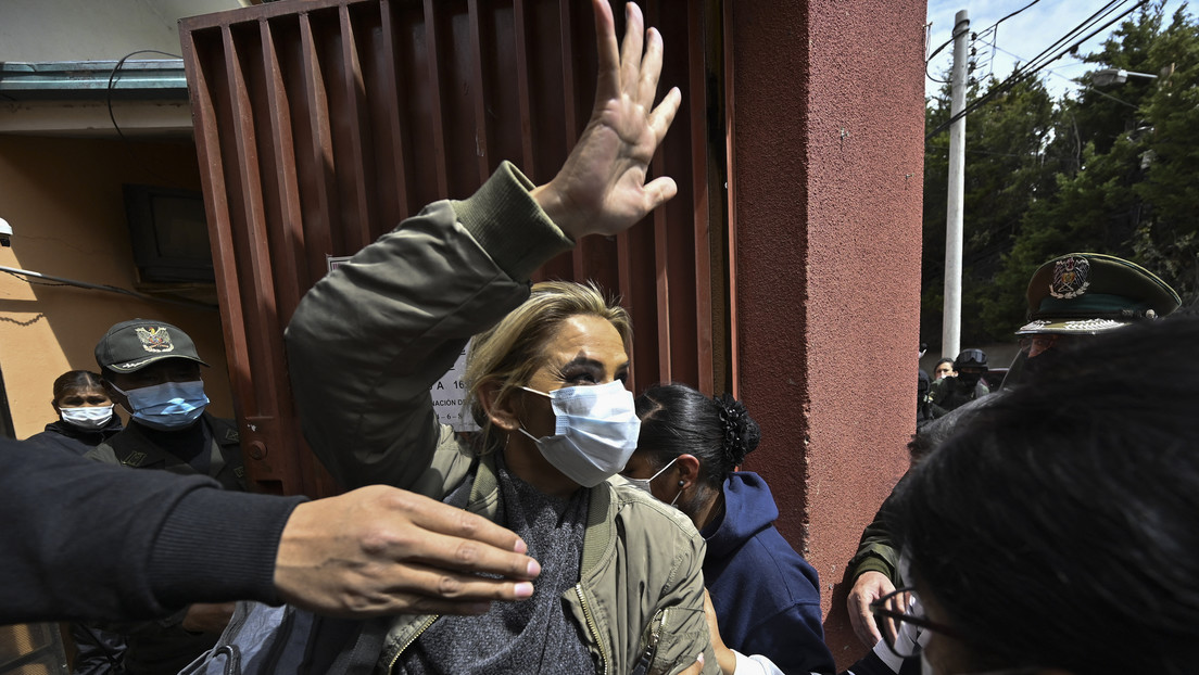 "Debo ser liberada": Jeanine Áñez pide una audiencia a Michelle Bachelet para denunciar una "persecución" política