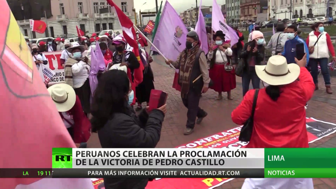 Peruanos celebran la proclamación de Pedro Castillo