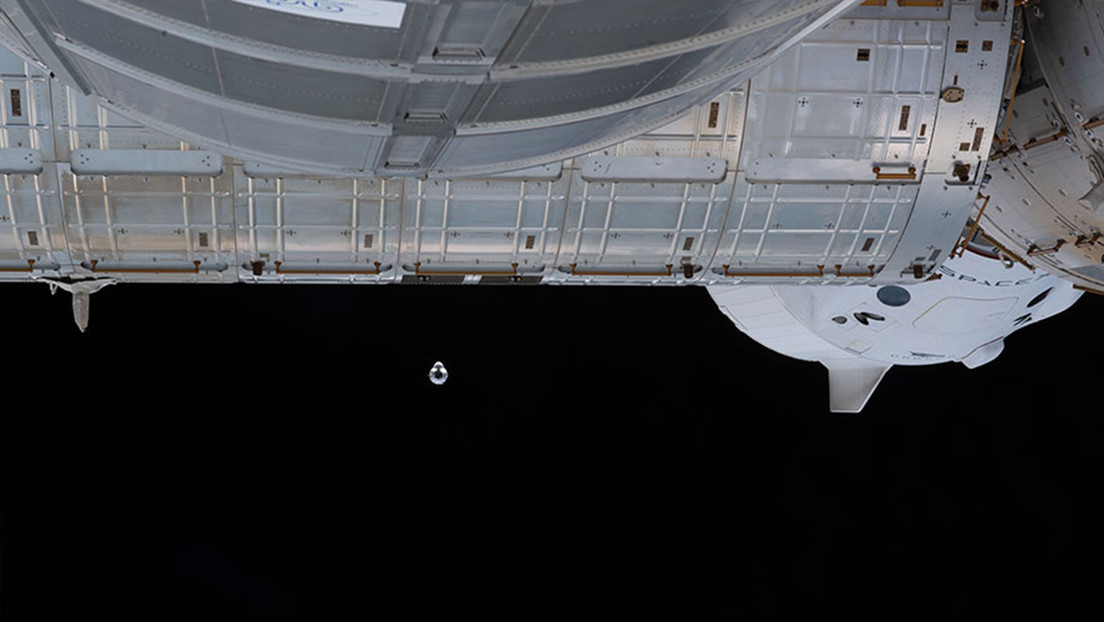 VIDEO: Los tripulantes de la Estación Espacial Internacional reubican la nave espacial Endeavour