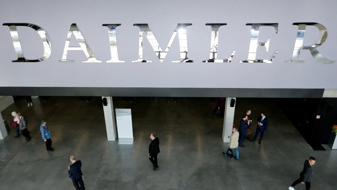 La empresa automotriz Daimler se prepara para un mercado de coches solo eléctricos para 2030