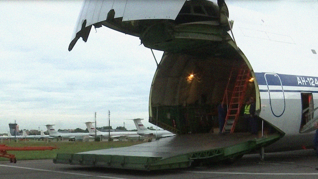 VIDEO: Rusia envía dos aviones de transporte militar para llevar ayuda humanitaria a Cuba