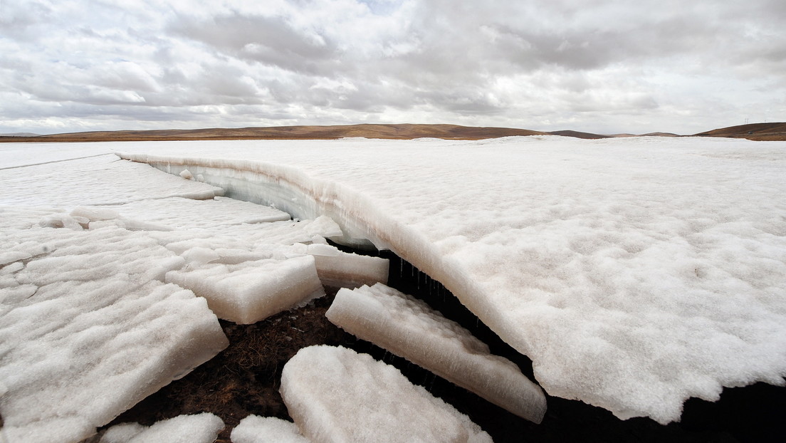 Identifican 28 virus desconocidos en el hielo de un glaciar tibetano de hace 15.000 años de antigüedad