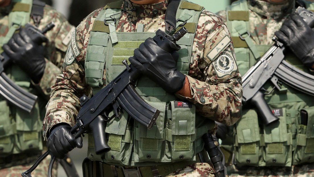 Renuncia el jefe del Comando Conjunto de las Fuerzas Armadas de Perú, días antes de la juramentación de Castillo