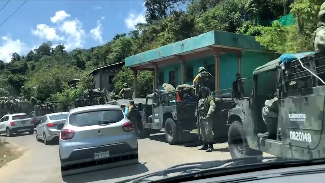 VIDEO: Un nuevo grupo de autodefensa toma un municipio de Chiapas y secuestra a 21 personas presuntamente vinculadas a una organización criminal