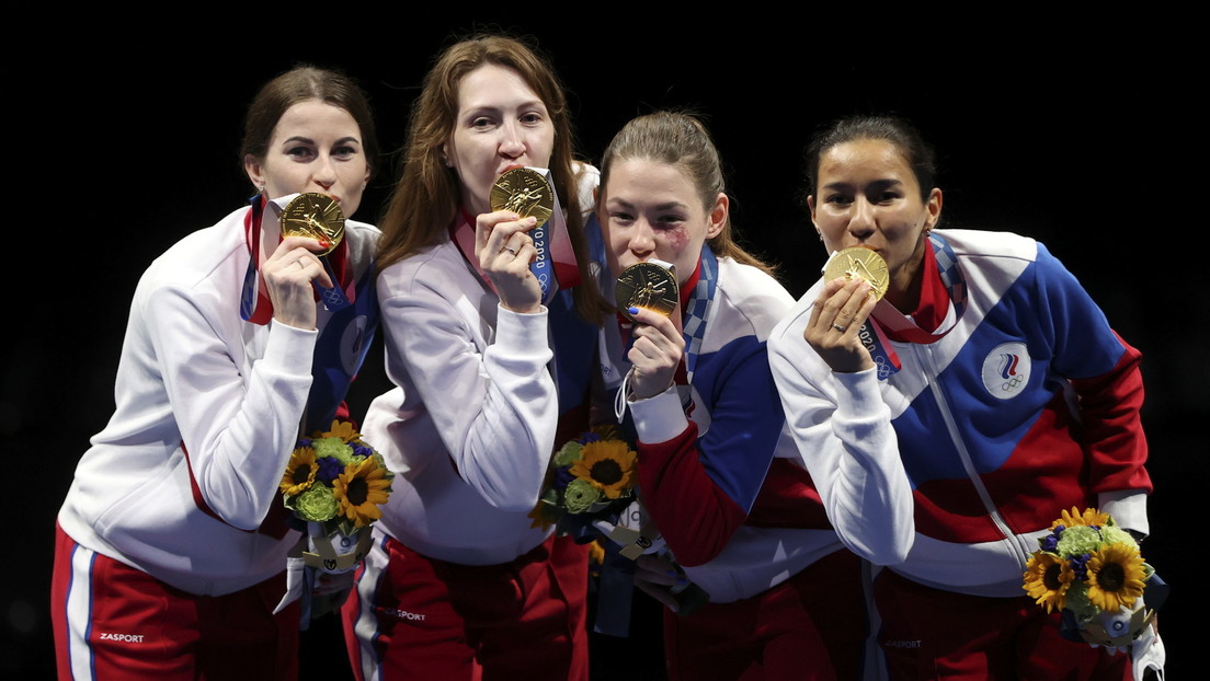 Las esgrimistas rusas ganan el oro en la competición por equipos en los JJ.OO de Tokio