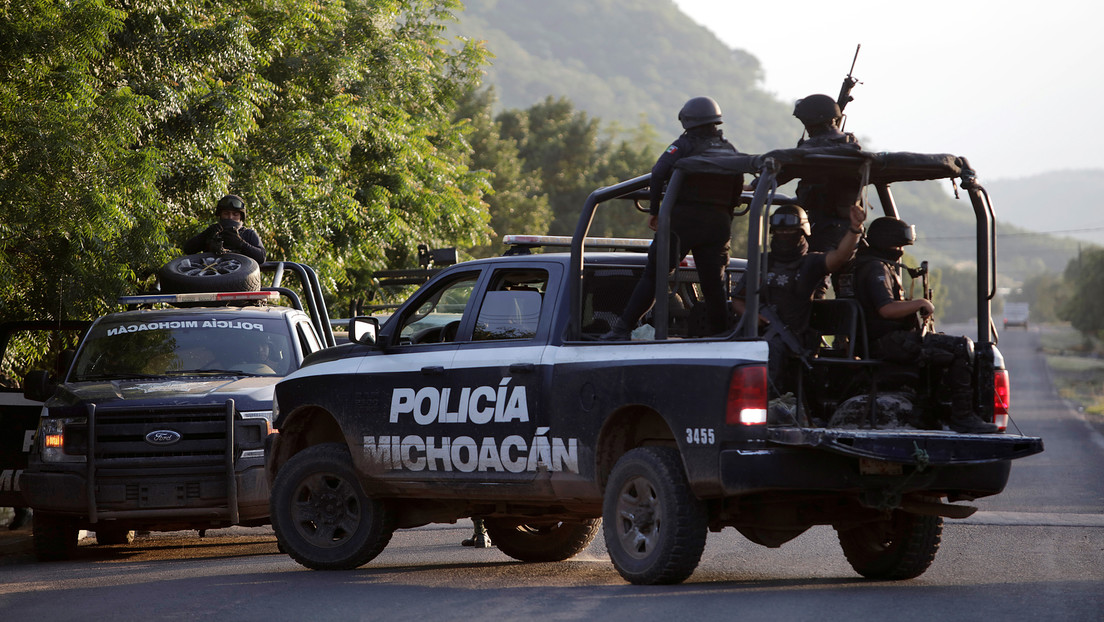 El hallazgo de 17 cadáveres en 48 horas en Michoacán reaviva el debate sobre la violencia sistemática del narco en México