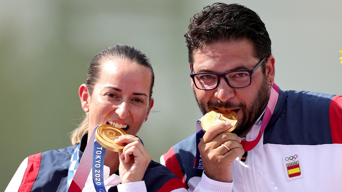 Fátima Gálvez y Alberto Fernández consiguen el primer oro olímpico en Tokio para España en la competición mixta de tiro