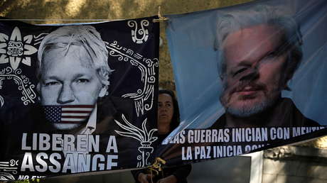 120 políticos, periodistas y artistas alemanes firman una carta instando a Merkel a confrontar a Biden por la extradición de Assange a EE.UU.