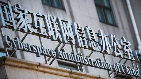 China multa a las principales plataformas de mensajería y de videos por contenidos de pornografía infantil