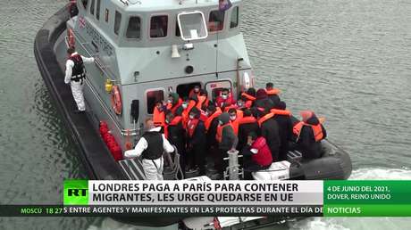 Reino Unido paga a Francia para contener a migrantes y les pide que se queden en la UE