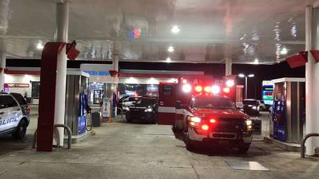 Roba una ambulancia a punta de pistola con un paciente dentro