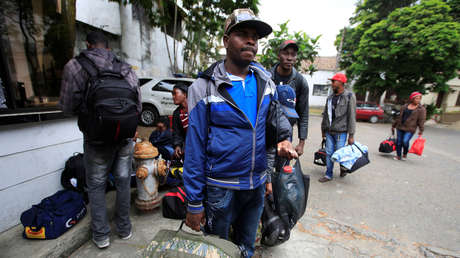 La pequeña ciudad colombiana a la que llegan 800 migrantes diarios y que atraviesa "la peor crisis de su historia"