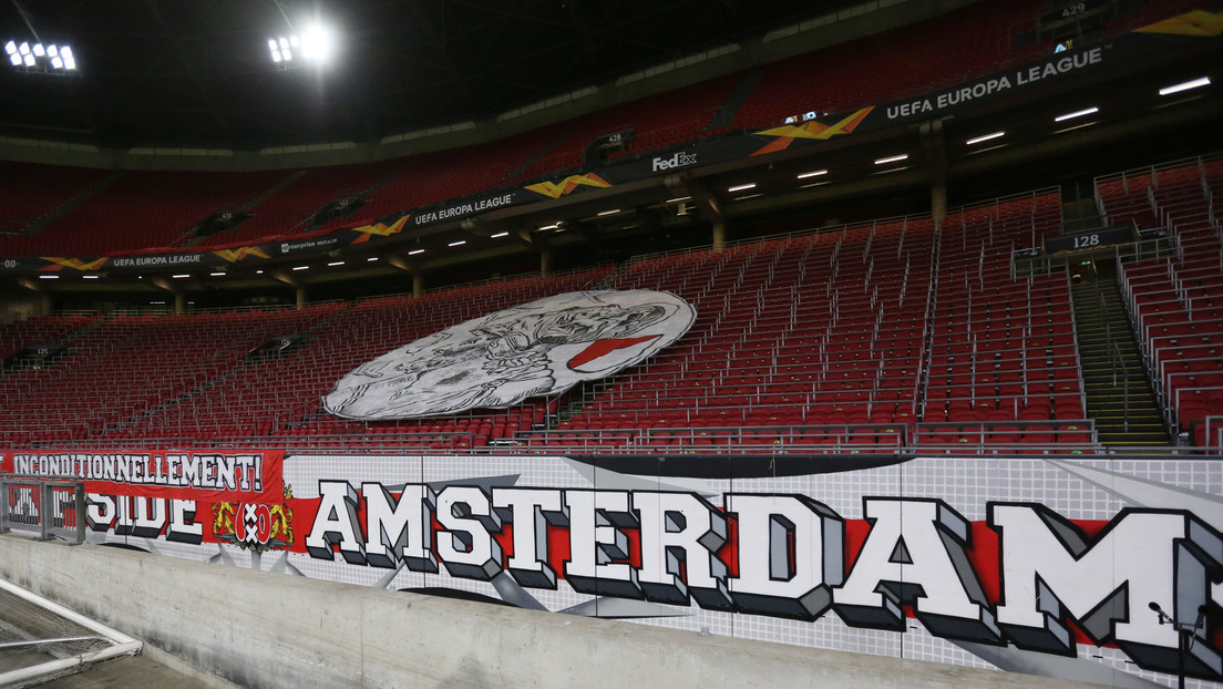 Noah Gesser, futbolista juvenil del Ajax de Ámsterdam, muere a los 16 años en un accidente de tráfico