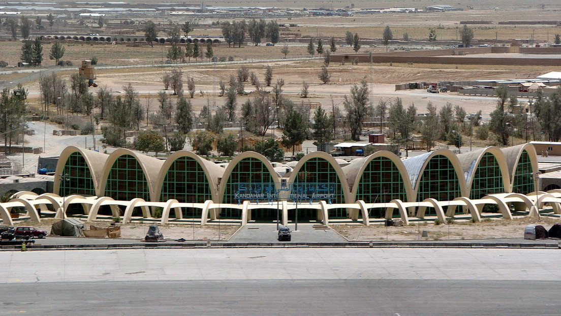 Reportan que varios misiles impactan en un aeropuerto de Afganistán