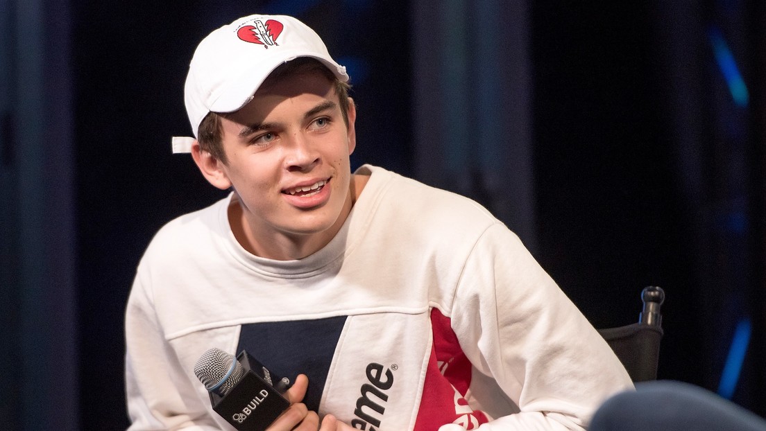 Detienen por robo con violencia a Hayes Grier, 'influencer' y exconcursante de 'Dancing with the Stars'