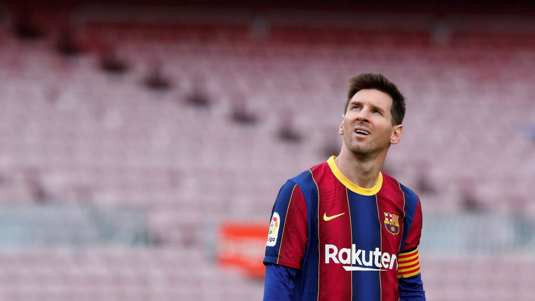 AP: El PSG sondea fichar a Messi después de que el astro se haya puesto en contacto con su entrenador, Mauricio Pochettino