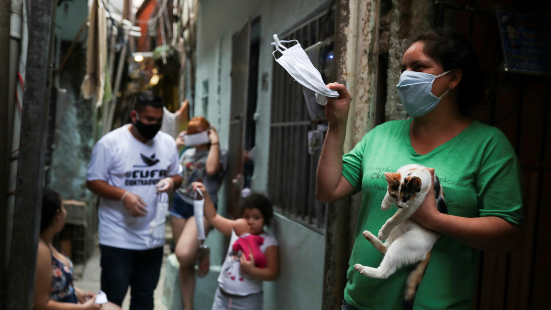 Qué se sabe del nuevo plan de ayuda a los más vulnerables que Bolsonaro presentó ante el Congreso