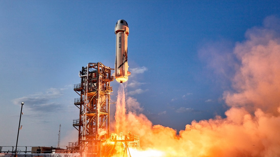 Blue Origin dice que la colaboración de la NASA con SpaceX "impedirá que EE.UU. aterrice en la Luna de una manera segura" y Musk responde