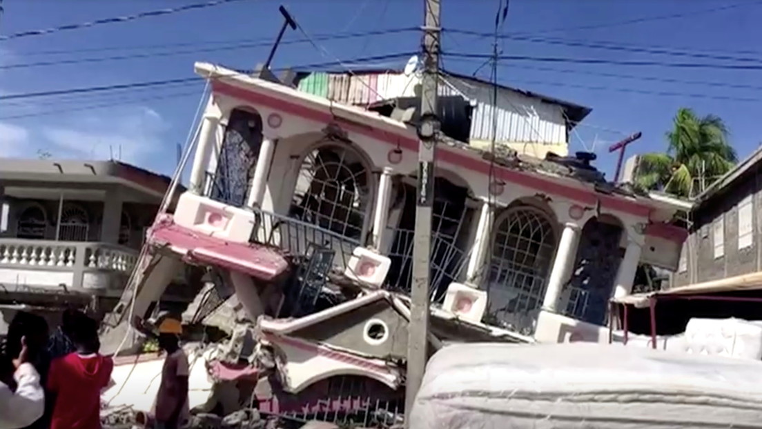 El devastador terremoto de magnitud 7,2 en Haití deja más de 300 muertos y casi 2.000 heridos