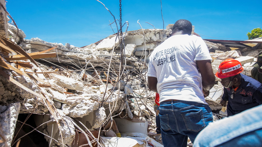 Catástrofe en Haití: 1.297 muertos, miles de desaparecidos y hospitales desbordados con unos 5.700 heridos tras el devastador terremoto