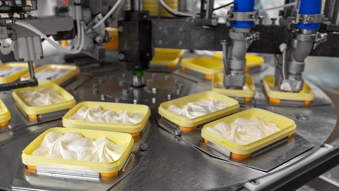 Carrefour retira en España decenas de tipos de helado de su marca por la "posible presencia de óxido de etileno"