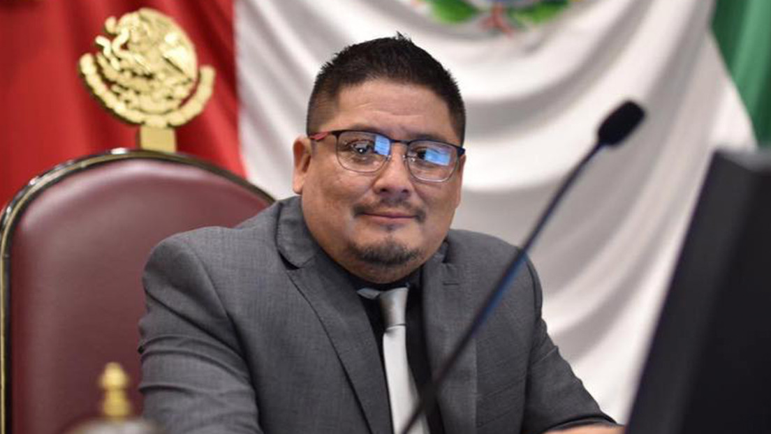 Un diputado mexicano de Morena causa polémica con sus 'propuestas' de "invadir España" y "hacer monarca" a López Obrador