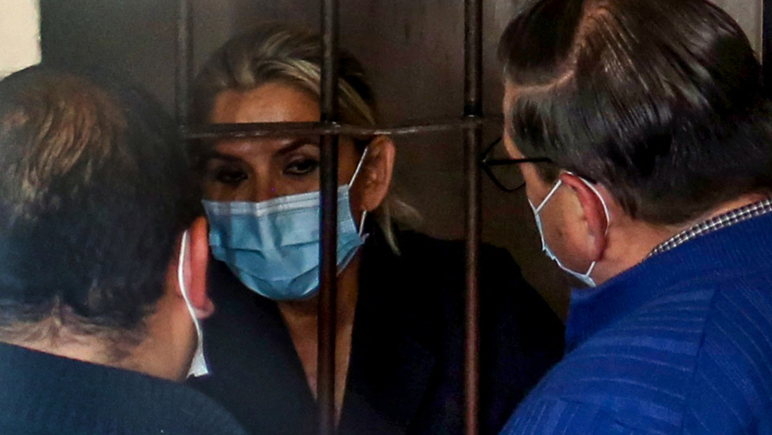Jeanine Áñez, expresidenta de facto de Bolivia, ha intentado autolesionarse en la cárcel