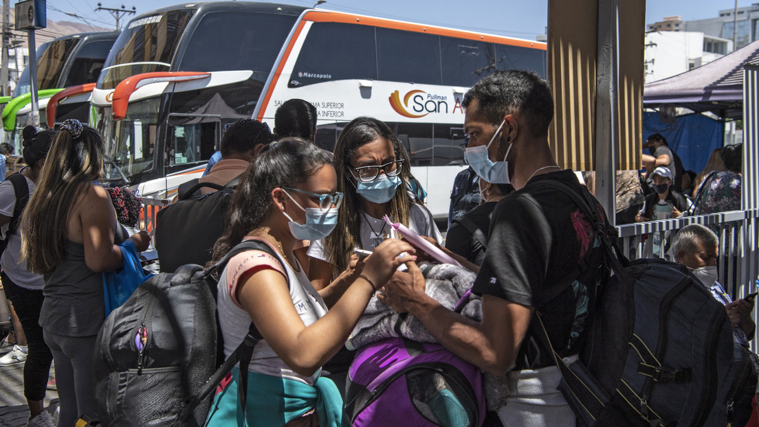 Autoridades regionales denuncian el fracaso del gobierno de Piñera para frenar la crisis migratoria en la frontera chilena