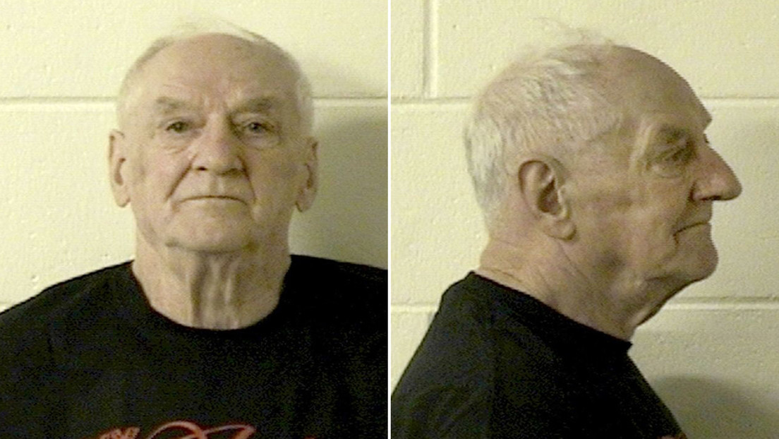 Un sobre lamido lleva a la condena de un hombre de 84 años a dos cadenas perpetuas por dos asesinatos hace 45 años