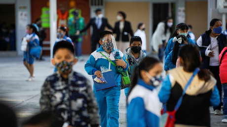México regresará a las clases presenciales a finales de agosto pese al temor por la tercera ola de covid-19