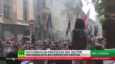 Disturbios durante las protestas del sector nacionalista en Ucrania