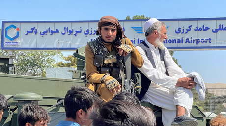 Talibanes declaran una amnistía para todos los funcionarios del Gobierno afgano e instan a que vuelvan al trabajo