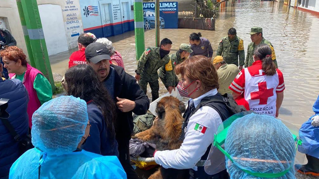 Al menos 15 enfermos con covid que recibían respiración mecánica mueren en un hospital público que se inundó tras las lluvias torrenciales en México