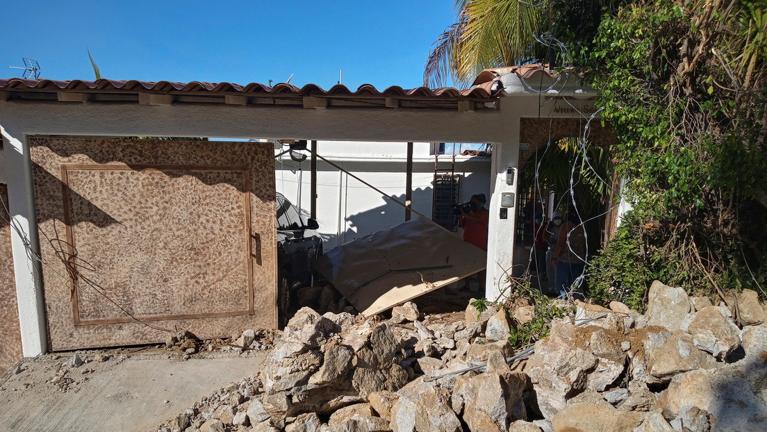 Una familia completa muere sepultada en su hogar durante un deslave de tierra en México