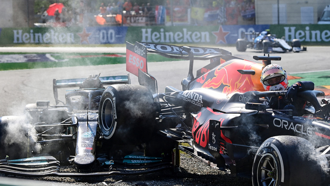 VIDEO: Hamilton estuvo a punto de quedar decapitado en el choque con Verstappen si no fuera por este detalle del bólido