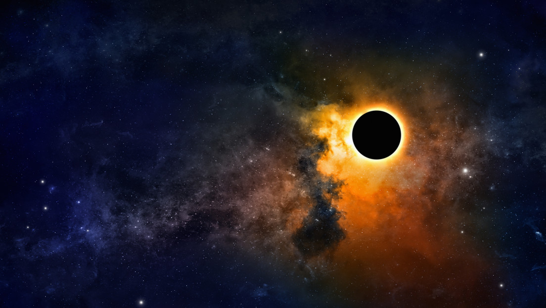 Esto es lo que se observa cuando un agujero negro se traga una estrella