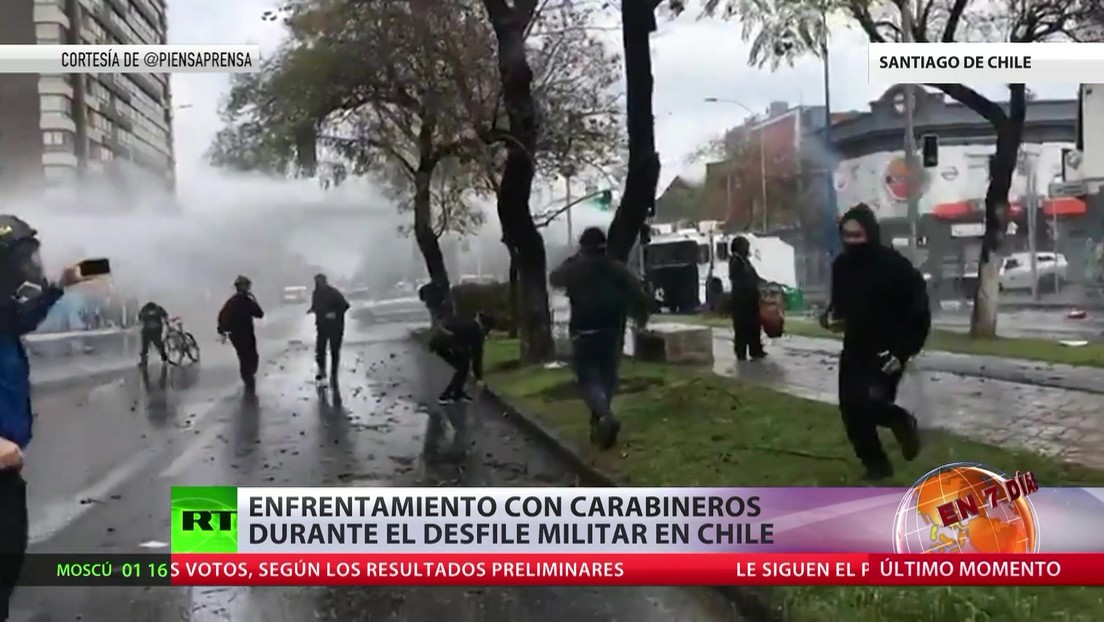 Enfrentamientos con carabineros durante el desfile militar en Chile