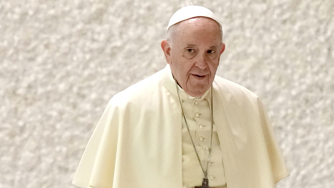 Papa Francisco:  "Sigo vivo, aunque algunos me querían muerto"