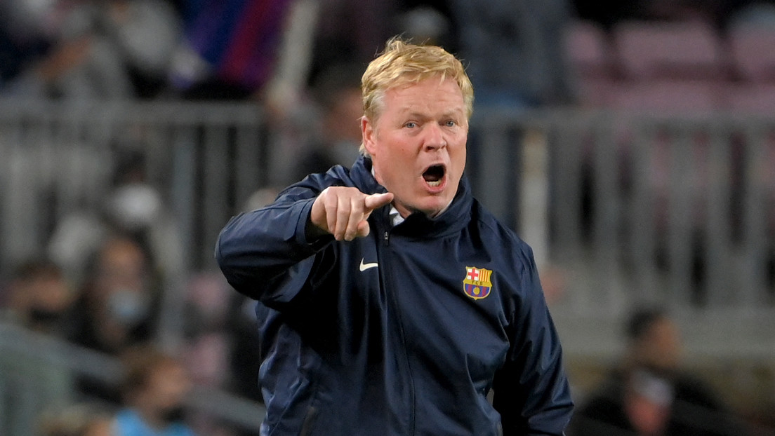 Koeman lee un comunicado y se retira de una rueda de prensa sin aceptar preguntas en medio de los rumores sobre su salida del F.C. Barcelona