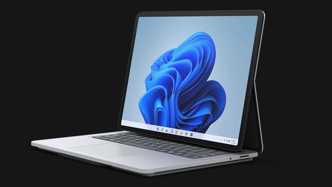 Microsoft presenta Surface Laptop Studio, un híbrido de tableta y portátil con un teclado que no se desprende (FOTOS)