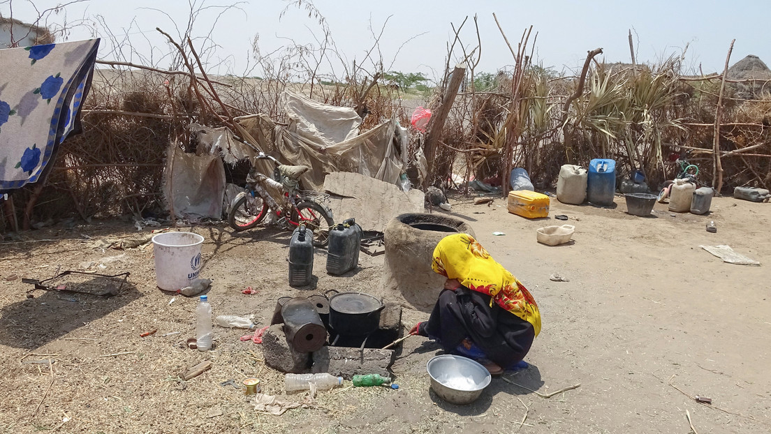 La ONU advierte que 16 millones de yemeníes están al borde del hambre y predice que 400.000 menores podrían morir el próximo año por esa causa
