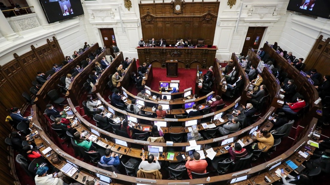 Suspenden la sesión de la Convención Constitucional en Chile al confirmarse dos casos positivos de covid-19