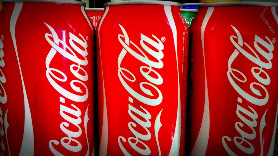 Un hombre muere tras beber en 10 minutos toda una botella de Coca-Cola de 1,5 litros