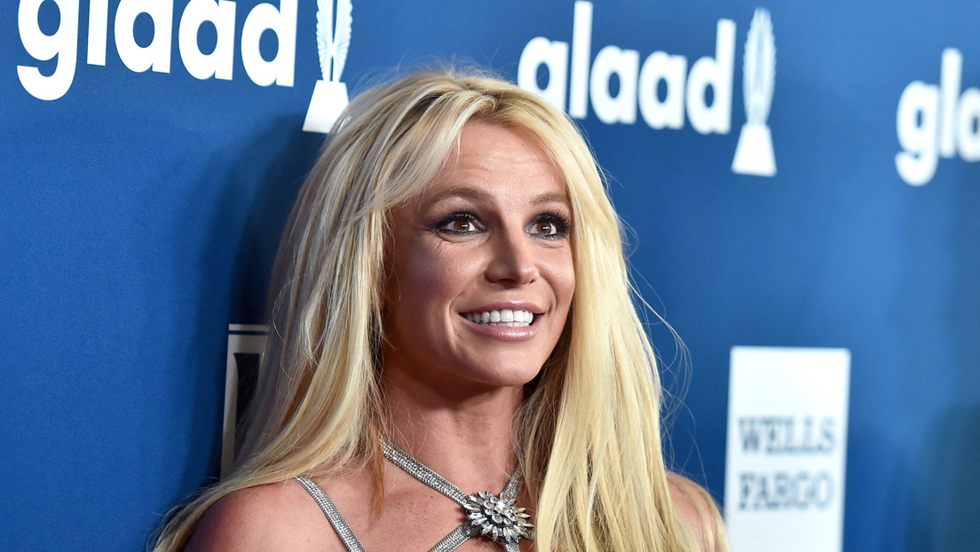 Estrenan 'Controlling Britney Spears', documental que revela el espionaje telefónico y la "intensa" vigilancia que vivía la artista
