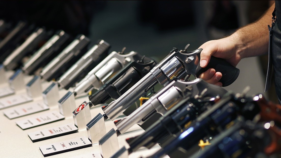 Un juez acepta que fabricantes de armas de EE.UU. respondan en conjunto a la demanda interpuesta por el gobierno mexicano