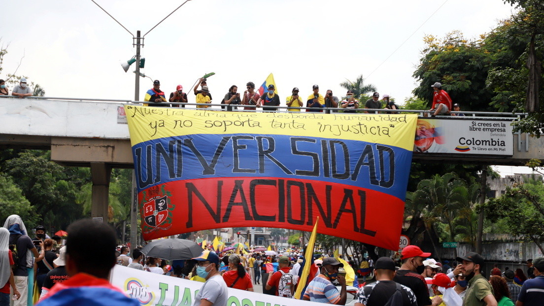 Colombianos se movilizan en contra de la reforma tributaria de Duque en una nueva jornada de protestas