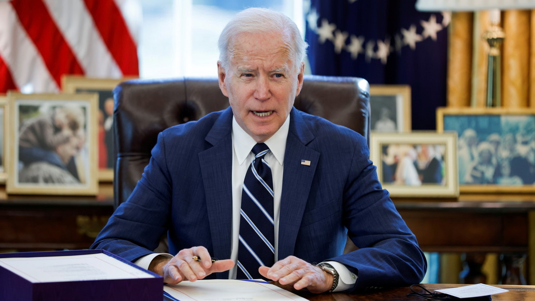 Joe Biden firma la ley provisional de presupuesto para evitar el cierre parcial del Gobierno de EE.UU.