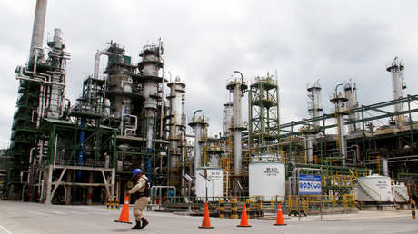 Dos empresas demandan a Petroecuador ante la Corte Permanente de Arbitraje de La Haya